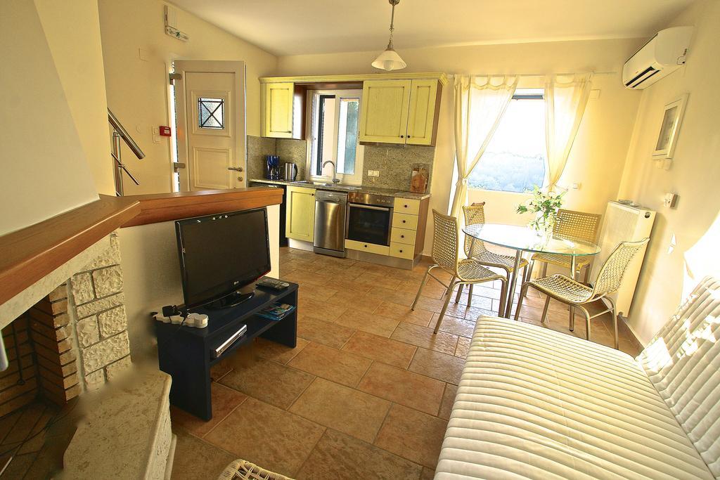 Agios Nikitas View 2 Villa ภายนอก รูปภาพ